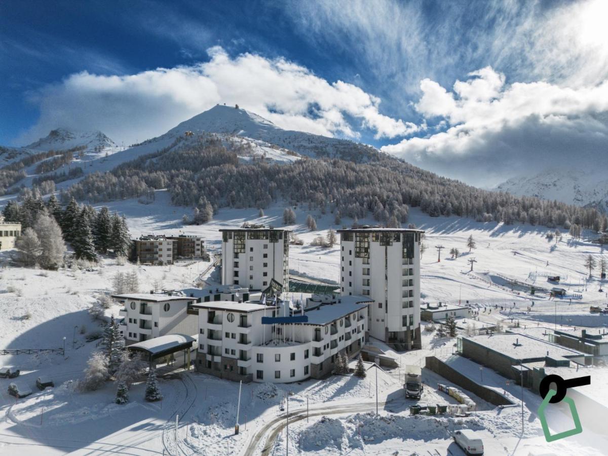 Hotiday Hotel セストリエーレ エクステリア 写真