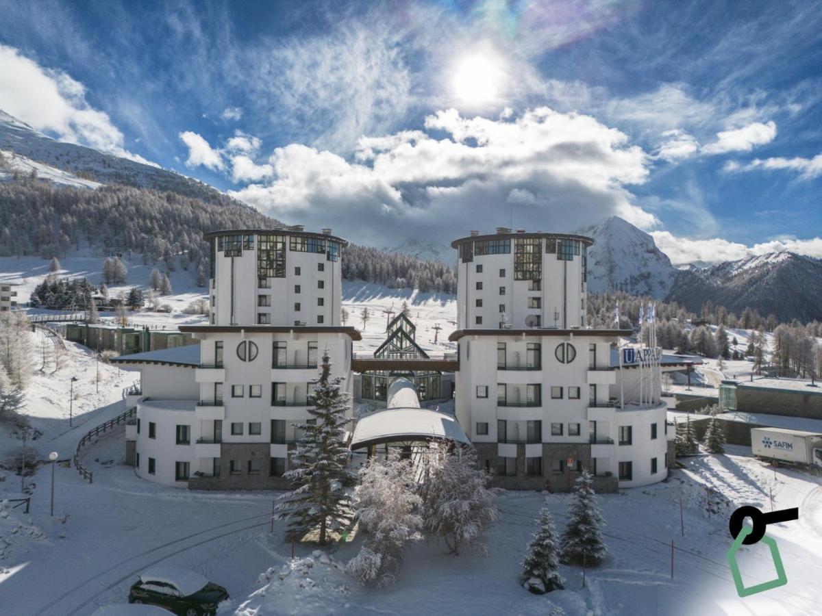 Hotiday Hotel セストリエーレ エクステリア 写真